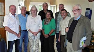 Der neue SU-Vorstand in Geldern
Foto: W.Kiesel
v.l.n.r.: H-W. Erkens, H. van Baal, Ch. Sager, G. Kassel, S. Kiesel, K-H. Biermann, W. Kiesel und K.-H. Lorenz, nicht auf dem Bild H. Munster