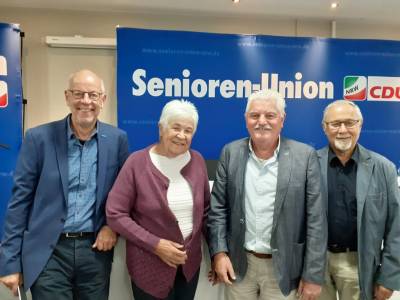 Die 4 Delegierten: Gerda Coenen, R&uuml;diger Bone, Bernd Th&ouml;nnesen und Heinz van Baal