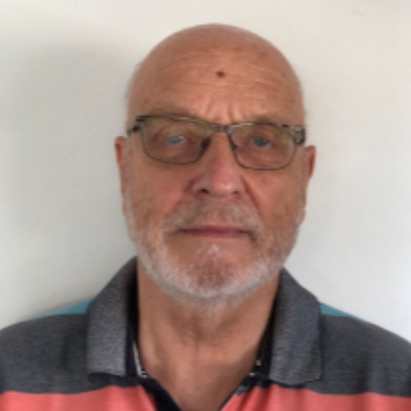  Friedhelm M�hlenhoff